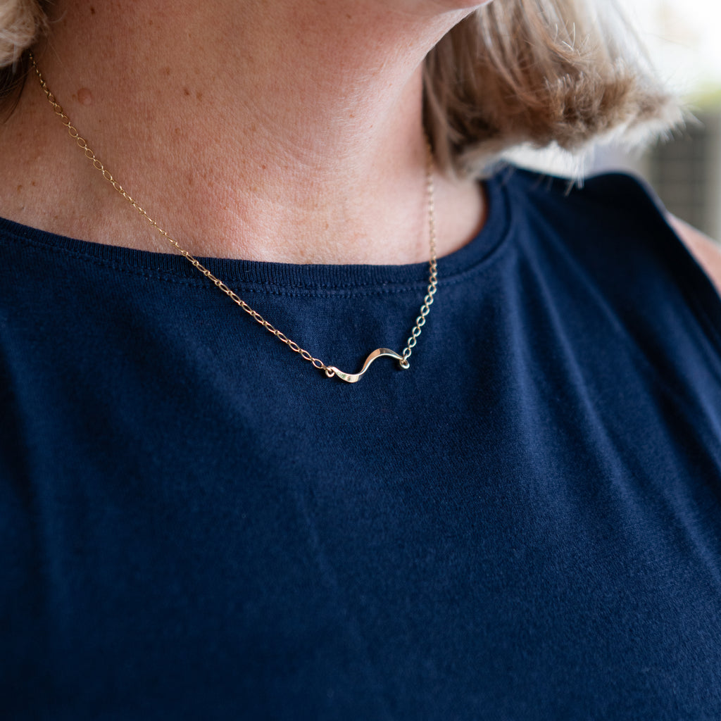14kt Gentle Wave Necklace